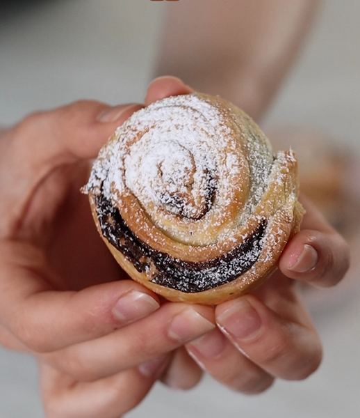 Air Fryer Nutella Pinwheel