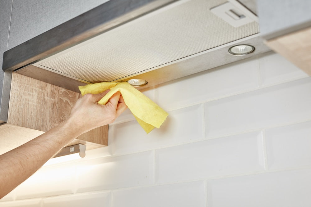 How to Clean a Stainless Steel Extractor Hood